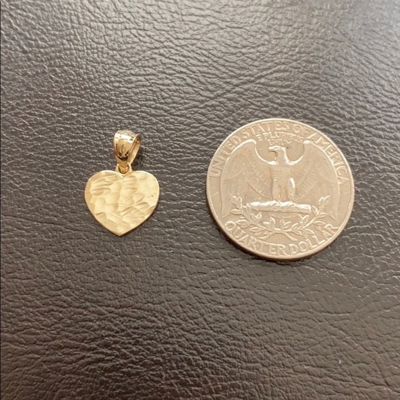 10k White Gold Hammered Mini Heart Small Necklace